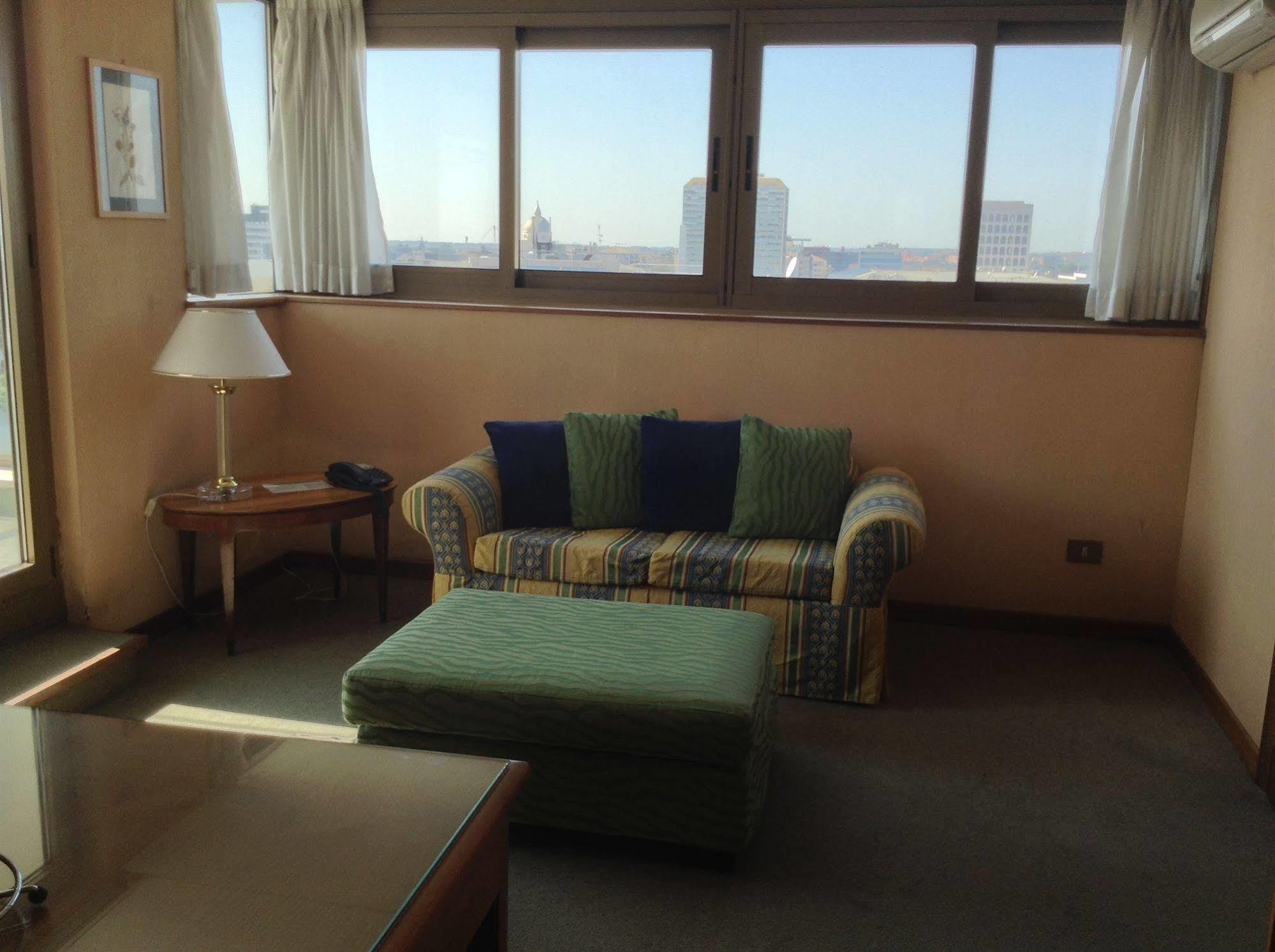 الشقق الفندقية رومافي  Residenze Garden المظهر الخارجي الصورة